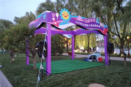 西安广告产业一站式服务 设计、制作与代理及会议展览服务详解